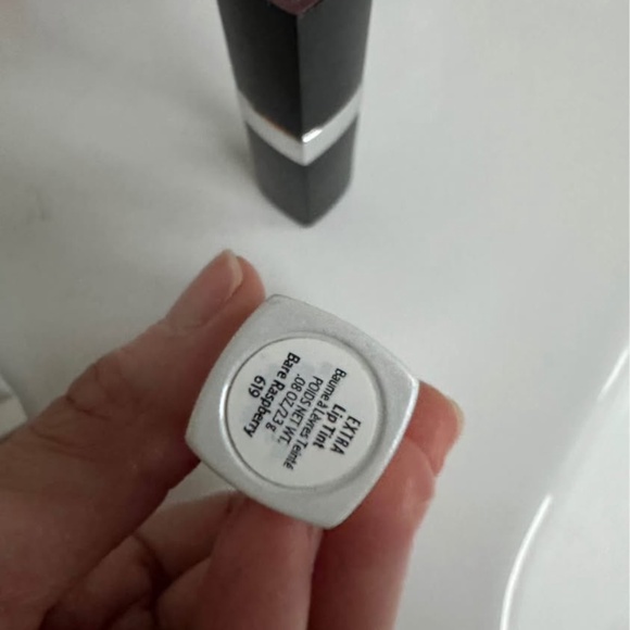 Make up - Picture 2 of 8